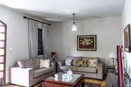 Sala de casa à venda com 4 quartos, 400m² em Padre Eustáquio, Belo Horizonte