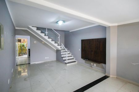 Sala de casa para alugar com 3 quartos, 103m² em Vila Clarice, São Paulo