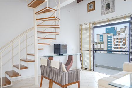 Sala de apartamento para alugar com 3 quartos, 274m² em Centro, Florianópolis