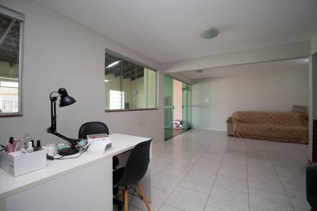 Sala 1 de casa para alugar com 6 quartos, 400m² em Qe 15, Brasília