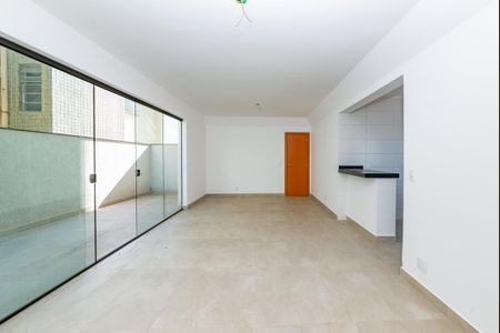 Sala de apartamento à venda com 3 quartos, 111m² em Minas Brasil, Belo Horizonte