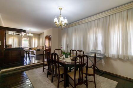 Sala de casa à venda com 5 quartos, 500m² em Vila Galvão, Guarulhos