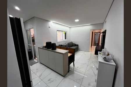 Sala de apartamento à venda com 2 quartos, 56m² em Vila Amabile Pezzolo, Santo André