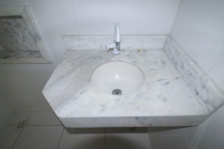 Banheiro Social de casa de condomínio para alugar com 1 quarto, 35m² em Tucuruvi , São Paulo