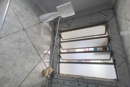 Banheiro de apartamento à venda com 2 quartos, 52m² em Vila Bremen, Guarulhos