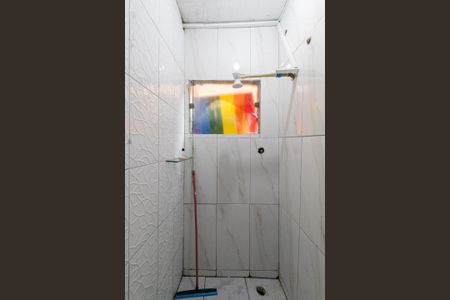 Banheiro de casa à venda com 1 quarto, 100m² em Vila Verde, São Paulo