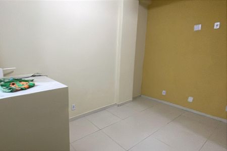 Quarto de apartamento para alugar com 1 quarto, 90m² em Chacrinha, Duque de Caxias