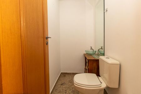 Lavabo de apartamento para alugar com 4 quartos, 134m² em Juvevê, Curitiba