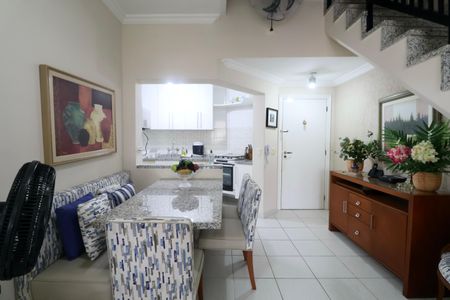 Sala de apartamento para alugar com 3 quartos, 160m² em Jardim Santa Genoveva, Guarujá