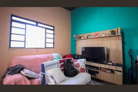 Sala de casa para alugar com 2 quartos, 85m² em Jardim Galli, São Paulo