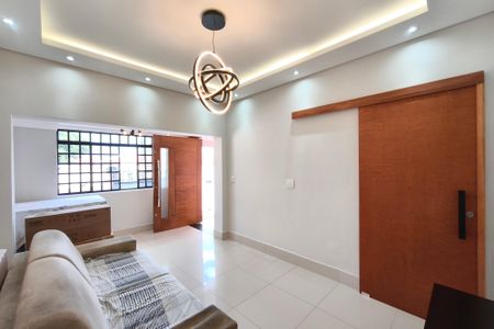 Sala de casa para alugar com 3 quartos, 116m² em Jardim Leonor, Campinas