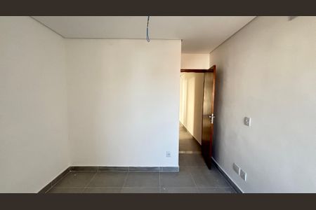 Quarto 1 de apartamento para alugar com 2 quartos, 47m² em Jardim Utinga, Santo André
