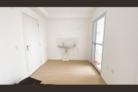 Sala/Cozinha de apartamento para alugar com 2 quartos, 30m² em Casa Verde Alta, São Paulo