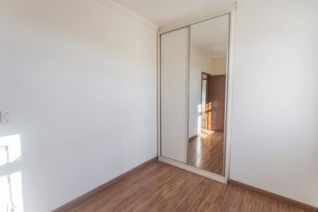 Quarto 1 de apartamento à venda com 2 quartos, 60m² em Ana Lúcia, Belo Horizonte