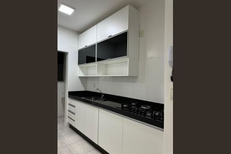 Apartamento para alugar com 2 quartos, 70m² em Heliópolis, Belo Horizonte