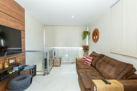 Sala de apartamento à venda com 3 quartos, 198m² em Padre Eustáquio, Belo Horizonte