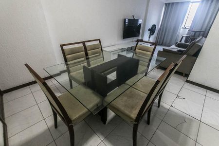 Sala de apartamento para alugar com 4 quartos, 127m² em Jardim Armação, Salvador