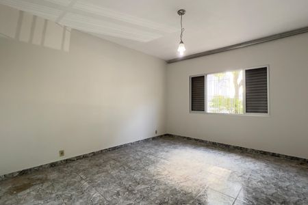 Quarto 2 de casa para alugar com 2 quartos, 125m² em Vila Camargos, Guarulhos