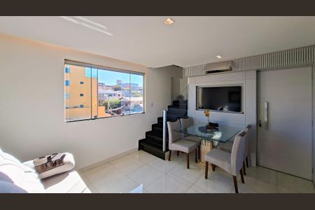 Sala de apartamento à venda com 3 quartos, 130m² em Pompéia, Belo Horizonte