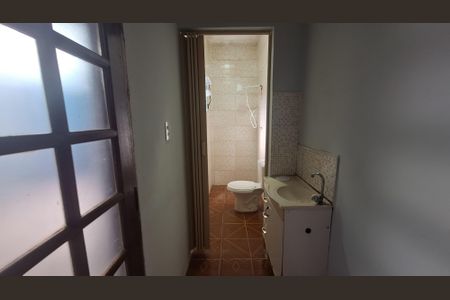 Banheiro da Suíte de casa para alugar com 2 quartos, 120m² em Vila Amorim, Suzano