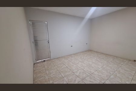 Quarto de casa para alugar com 2 quartos, 120m² em Vila Amorim, Suzano