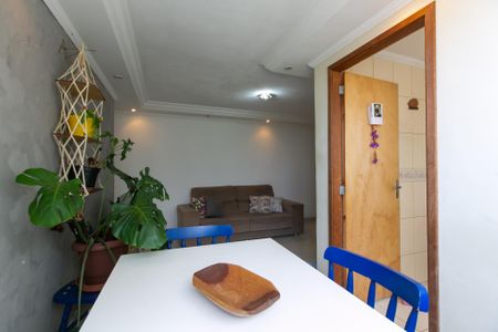 Sala de apartamento à venda com 3 quartos, 67m² em Conjunto Habitacional A. E. Carvalho, São Paulo