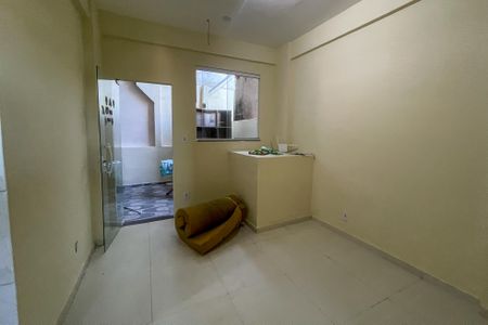 Sala de apartamento para alugar com 1 quarto, 90m² em Doutor Laureano, Duque de Caxias
