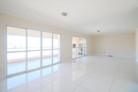 Sala de apartamento para alugar com 4 quartos, 243m² em Santo Antônio, São Caetano do Sul