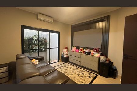 Sala de TV de casa à venda com 5 quartos, 1000m² em Chácara Primavera, Campinas