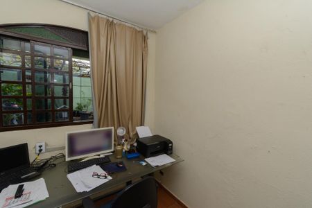 Quarto 1 de casa para alugar com 4 quartos, 363m² em Miramar (barreiro), Belo Horizonte