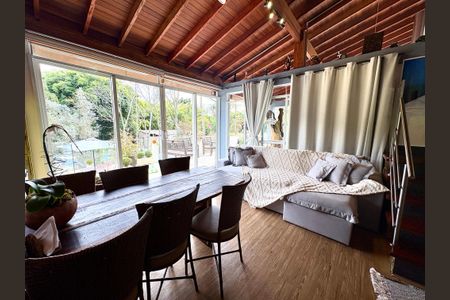 Sala de casa para alugar com 2 quartos, 300m² em Jardim Sagrado Coracao de Jesus, Jundiaí