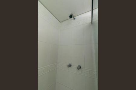 Banheiro Social de kitnet/studio para alugar com 1 quarto, 27m² em Centro, Pinhais