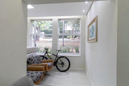 Sala de casa à venda com 4 quartos, 5400m² em Braúnas, Belo Horizonte