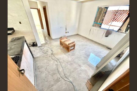 Sala de apartamento à venda com 3 quartos, 110m² em Guarani, Belo Horizonte