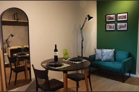 Sala de apartamento para alugar com 1 quarto, 28m² em Centro, Curitiba