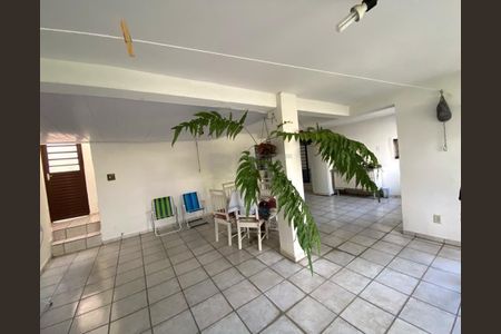 Casa à venda com 5 quartos, 255m² em Jardim Capivari, Campinas