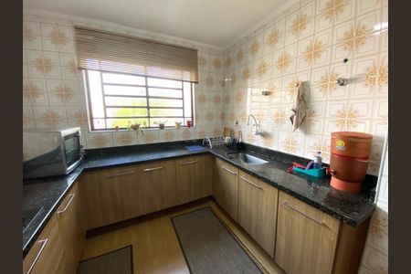 Casa à venda com 5 quartos, 255m² em Jardim Capivari, Campinas