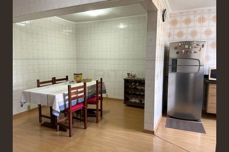 Casa à venda com 5 quartos, 255m² em Jardim Capivari, Campinas