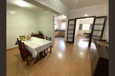 Casa à venda com 5 quartos, 255m² em Jardim Capivari, Campinas