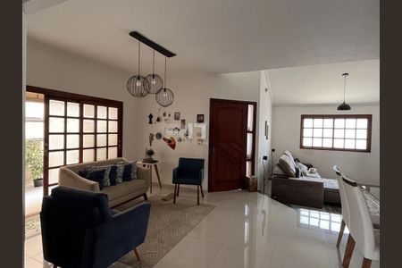 Casa à venda com 3 quartos, 220m² em Mansões Santo Antônio, Campinas