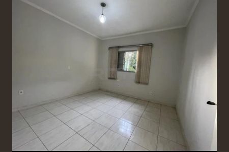 Casa à venda com 5 quartos, 172m² em Vila Marieta, Campinas
