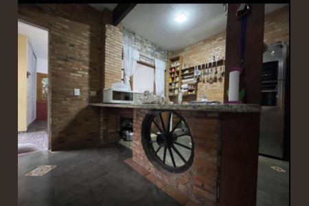 Casa à venda com 5 quartos, 172m² em Vila Marieta, Campinas