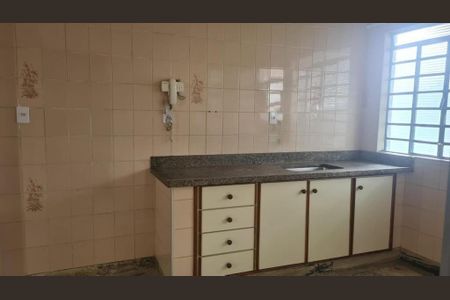 Casa à venda com 3 quartos, 150m² em Parque Industrial, Campinas