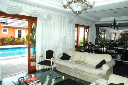 Casa à venda com 5 quartos, 520m² em Interlagos, São Paulo