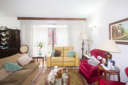 Sala de casa de condomínio à venda com 3 quartos, 258m² em Campo Belo, São Paulo