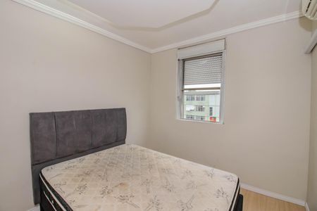 Quarto de apartamento para alugar com 1 quarto, 47m² em Humaitá, Porto Alegre