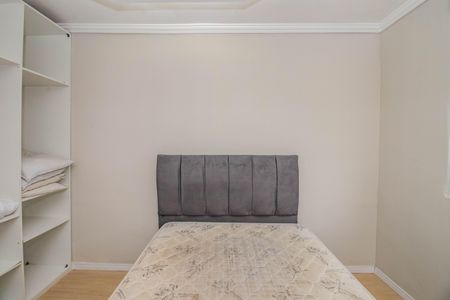 Quarto de apartamento para alugar com 1 quarto, 47m² em Humaitá, Porto Alegre