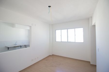 Sala de apartamento à venda com 2 quartos, 47m² em Chácaras Califórnia, Contagem
