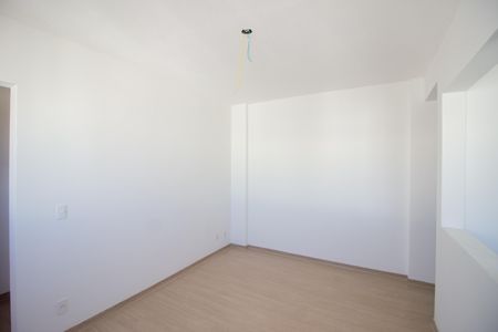 Sala de apartamento à venda com 2 quartos, 47m² em Chácaras Califórnia, Contagem