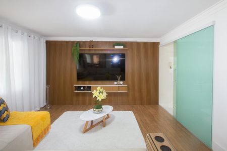 Sala de casa à venda com 3 quartos, 300m² em Jardim Novo Santo Amaro, São Paulo